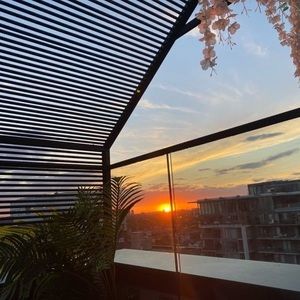 Meet your Posher, Basima